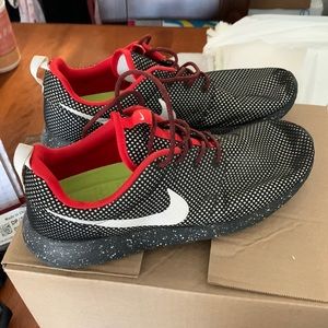 Nike Roshe Run 11.5 Men